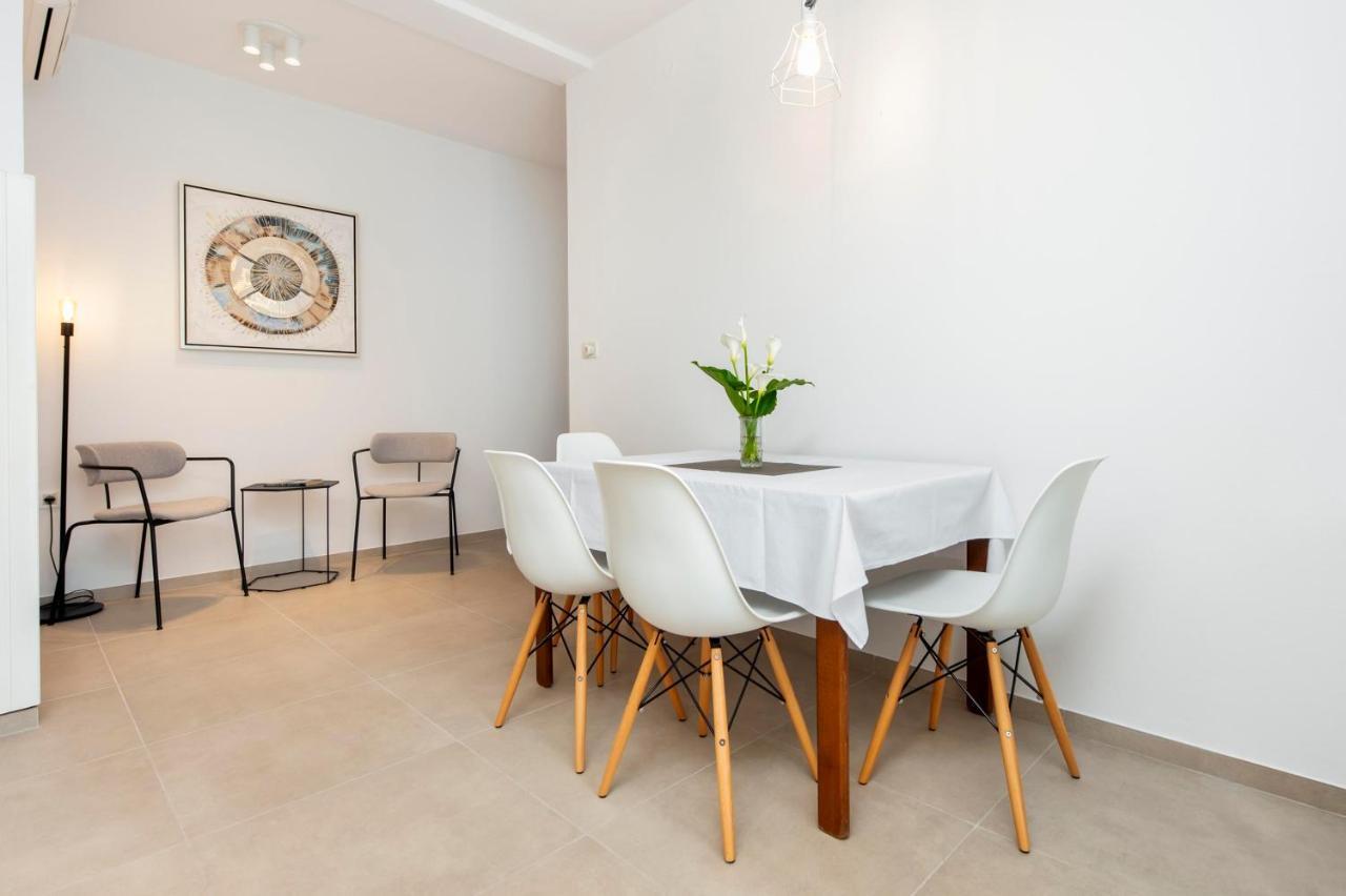 Apartments Magnolia Ровінь Екстер'єр фото